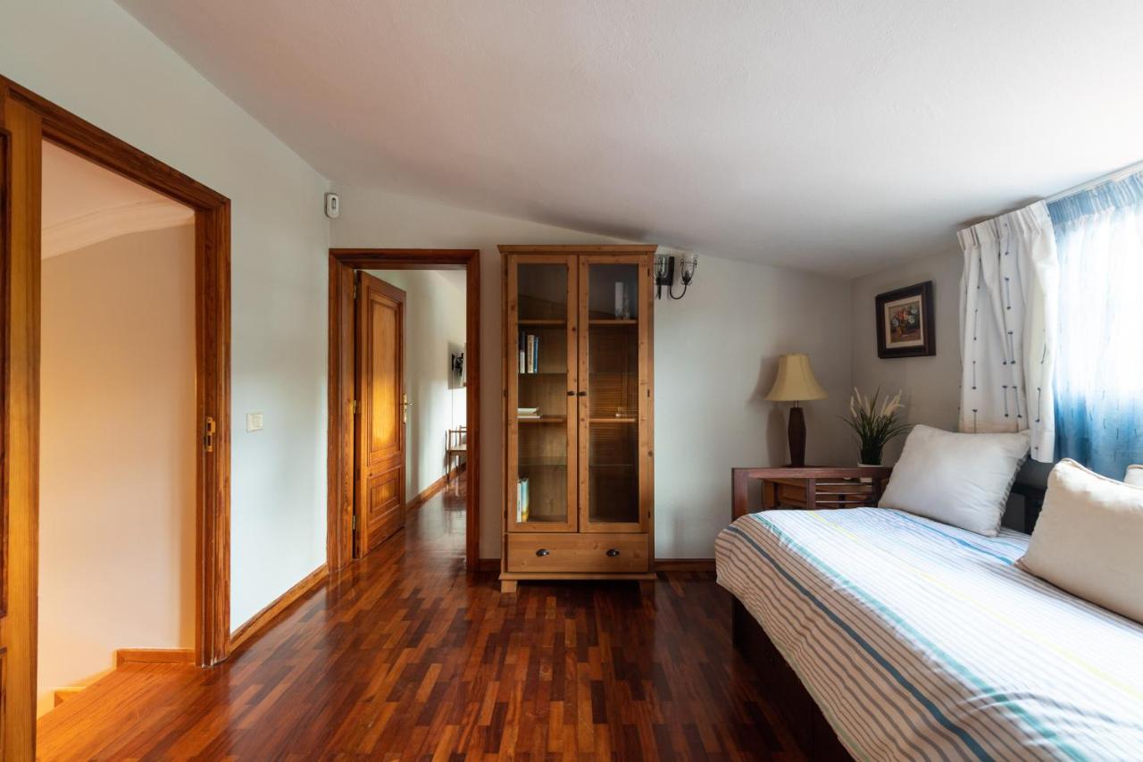 5Br Home - Pool Parking & Tennis Court Las Palmas de Gran Canaria Exterior photo
